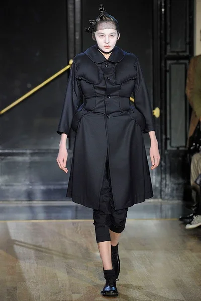 Look 1